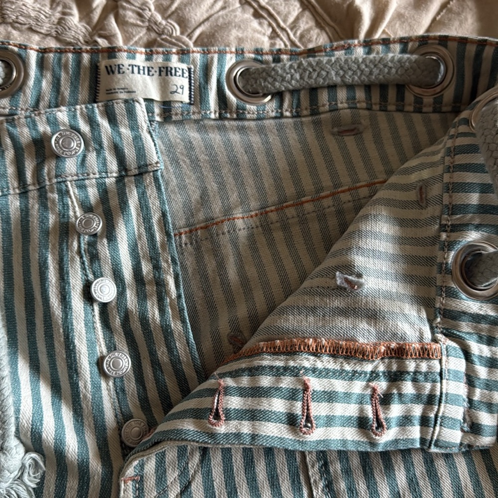 FREE PEOPLE RAILROAD LOW SLUNG JEANS - MINTY RAILROAD STRIPE - Picture 10 of 12